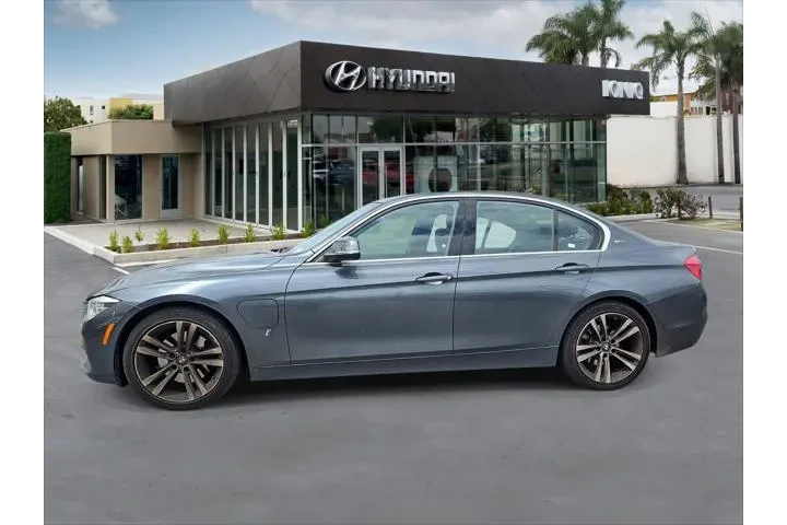 $14995 : BMW 3 Series 2018 330e iPerf image 1