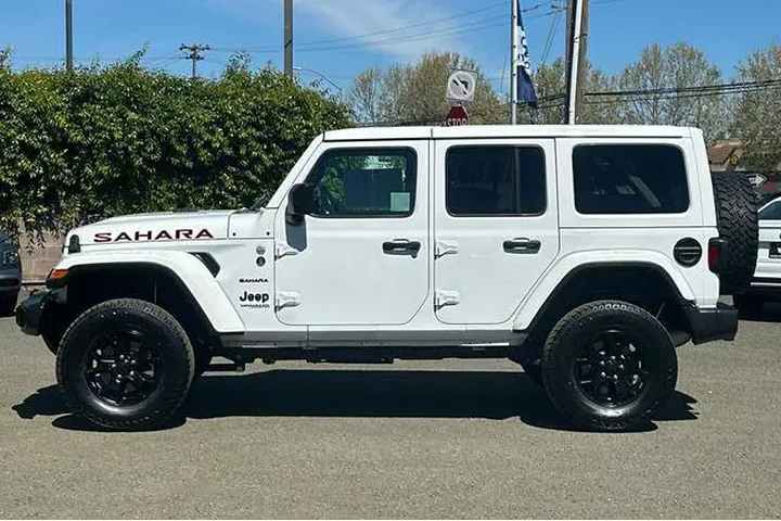$26590 : Jeep Wrangler Unlimited 2021 image 10