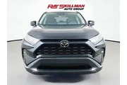 $28975 : Toyota RAV4 2021 AWD XLE Pre thumbnail