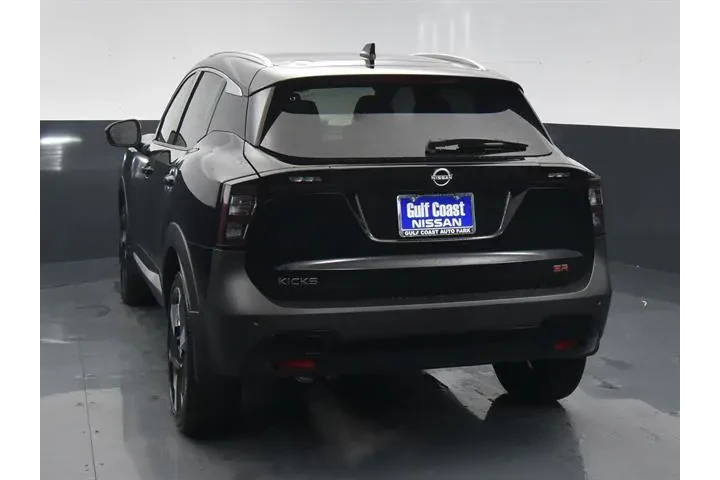 $24845 : Nissan Kicks 2025 SR 4dr Cro image 4