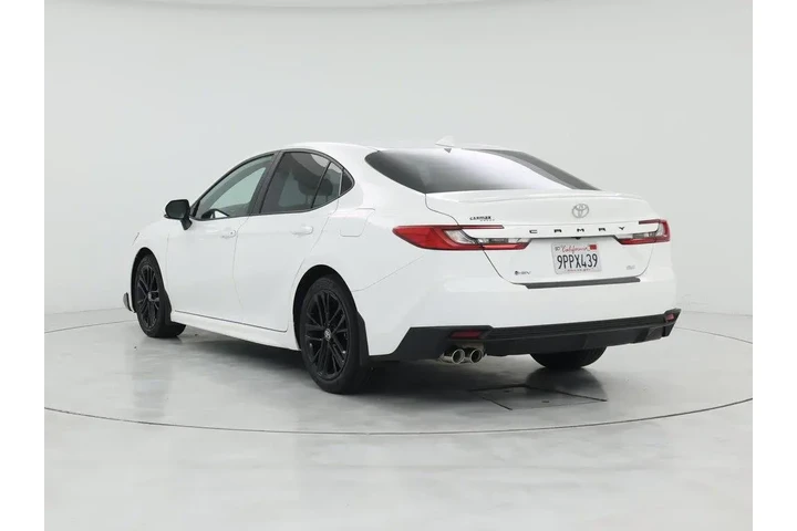 $32998 : Toyota Camry 2025 SE 4dr Sed image 2