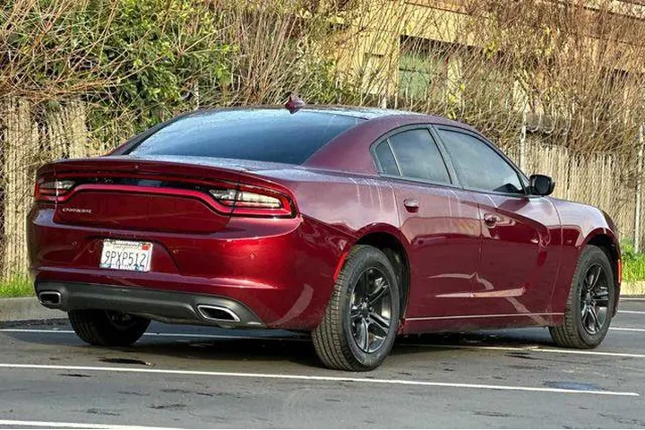$24368 : Dodge Charger 2023 SXT 4dr S image 3