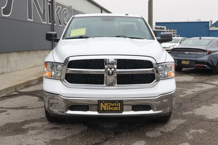 $26988 : 2020 1500 Classic SLT 4x4 Reg image 2