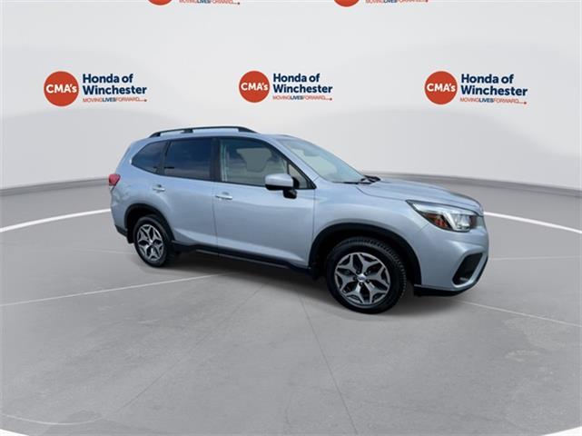 $19148 : PRE-OWNED 2019 SUBARU FORESTE image 10