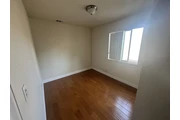 Cuarto de renta MLK y Avalon.