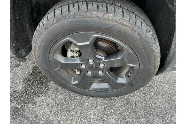 $19977 : Jeep Grand Cherokee 2019 4x4 image 9