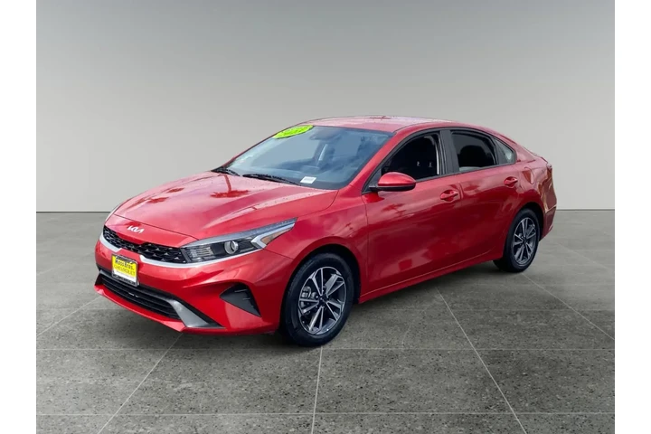 $22412 : Kia Forte 2023 image 6