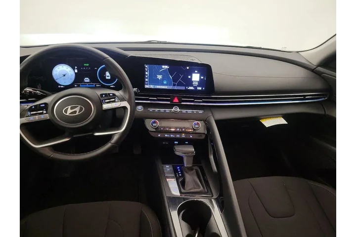 $22998 : Hyundai ELANTRA 2024 SEL 4dr image 9