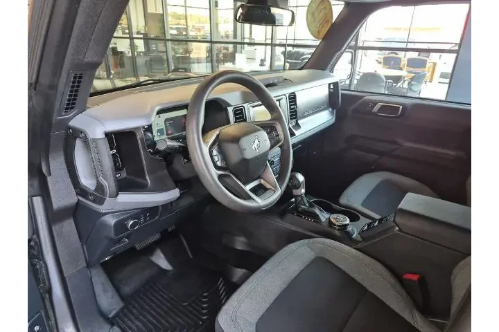 $34359 : Ford Bronco 2022 4x4 Outer B image 10