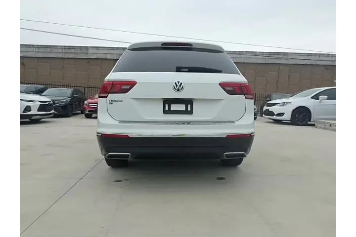 $15473 : Volkswagen Tiguan 2021 SE 4d image 2