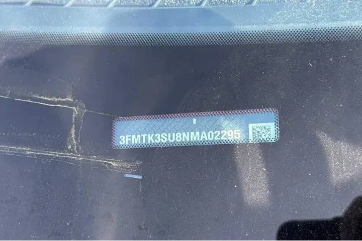 $30999 : Ford Mustang Mach-E 2022 AWD image 3