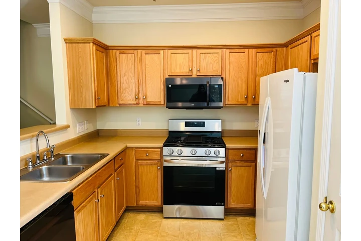 $1150 : Magnífica casa de 3 dormitorio image 5