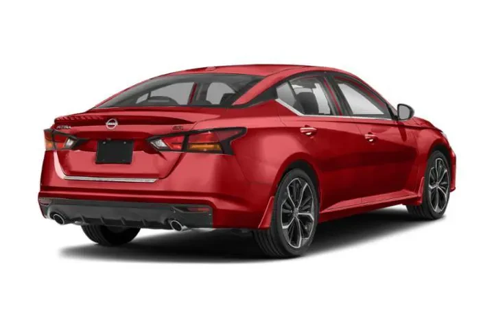 $27988 : Nissan Altima 2024 2.5 SR 4d image 3