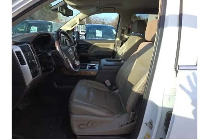 $33432 : GMC Sierra 1500 2018 4x4 SLT image 9