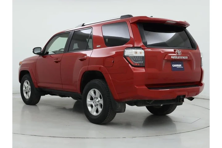 $32998 : Toyota 4Runner 2023 4x2 SR5 image 2