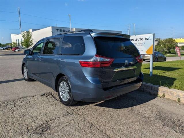 $18990 : 2015 Sienna Limited Premium 7 image 4