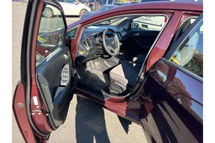 $8595 : 2017 Forte LX image 9