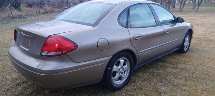 $4995 : 2005 Taurus SE image 4