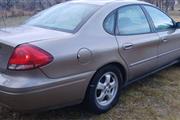 $4995 : 2005 Taurus SE thumbnail