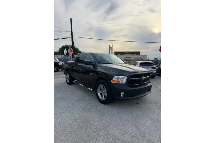 $13900 : 2016 RAM 1500 Express image 4
