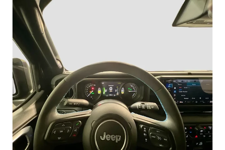 $31500 : Jeep Wrangler 2024 4x4 Rubic image 7
