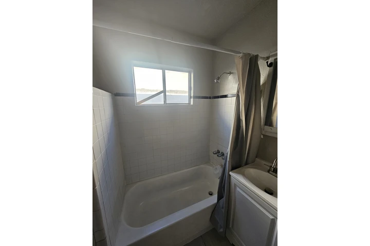 $1825 : Apartamento De Renta image 7