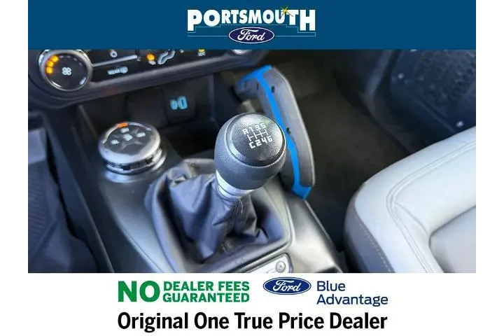 $39495 : Ford Bronco 2024 4x4 Black D image 10