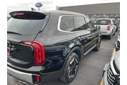 $31988 : Kia Telluride 2023 S 4dr SUV thumbnail