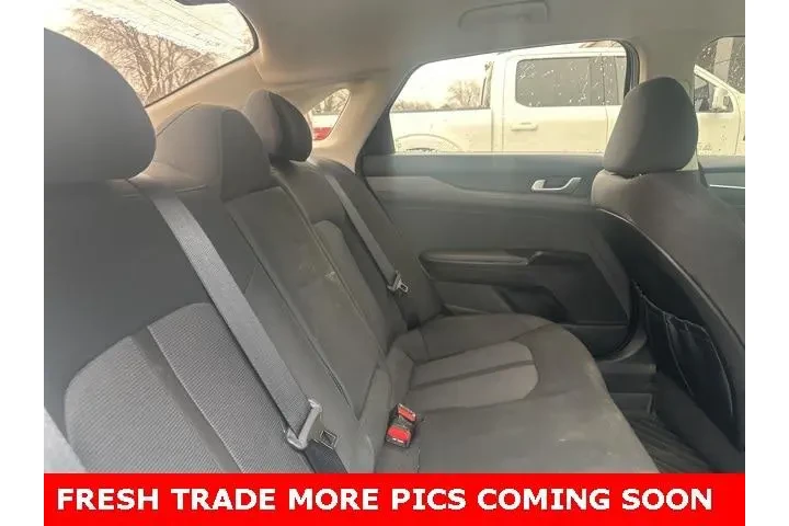 $23195 : Kia K5 2023 LXS 4dr Sedan image 9