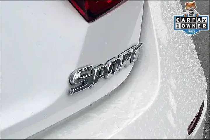 $24985 : Honda Accord 2022 LX 4dr Sed image 8