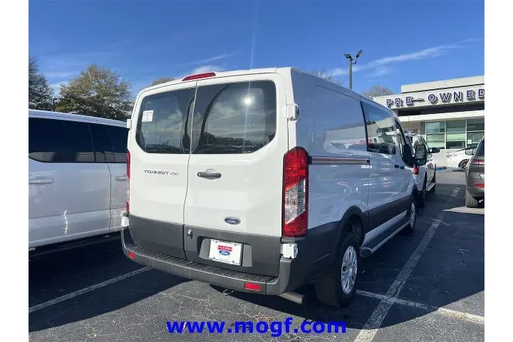 $34995 : Ford Transit 2024 250 3dr SW image 3