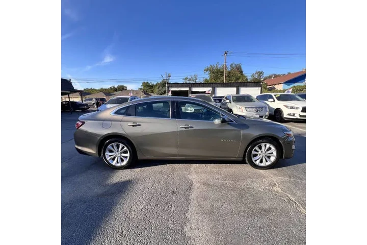 $12499 : 2020 Malibu LT image 6