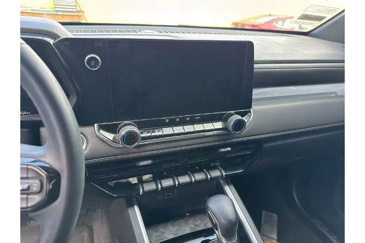 $34043 : Chevrolet Colorado 2023 4x4 image 8