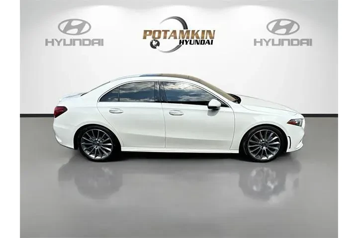 $19324 : Mercedes-Benz A-Class 2019 A image 4