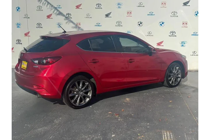 $14495 : 2018 3 5-Door Touring Auto image 2