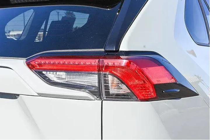 $33788 : Toyota RAV4 Hybrid 2023 AWD image 9