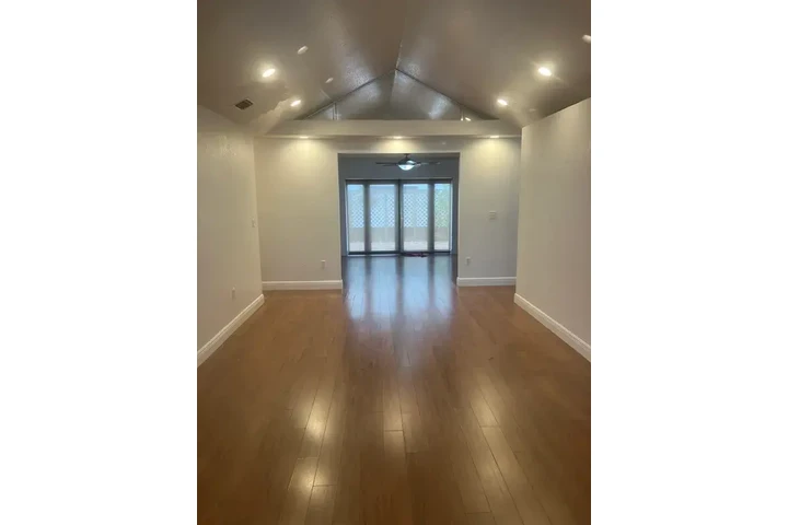 $1690 : Available 3 Bed & 2 Bath image 2