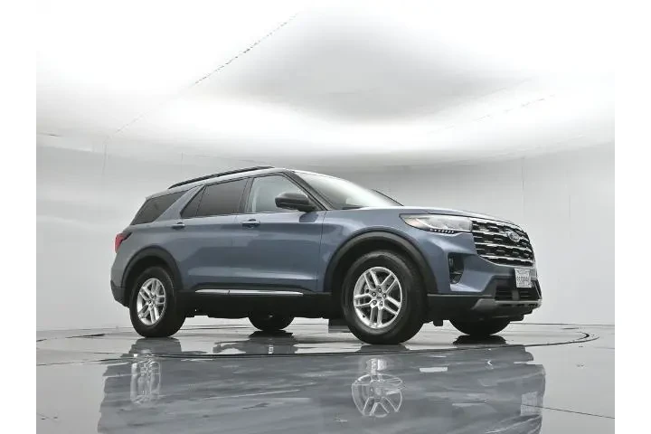 $40000 : Ford Explorer 2025 Active 4d image 4