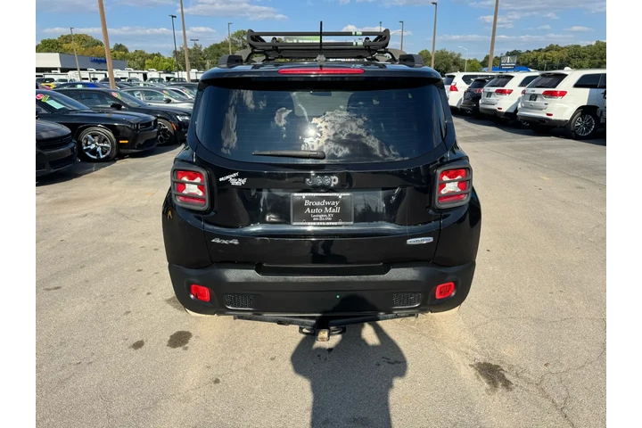 $7980 : 2016 Renegade 4WD 4dr Latitude image 3