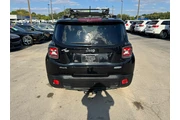 $7980 : 2016 Renegade 4WD 4dr Latitude thumbnail