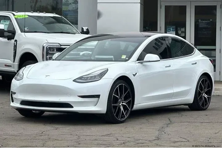 $20998 : Tesla Model 3 2019 Mid Range image 8