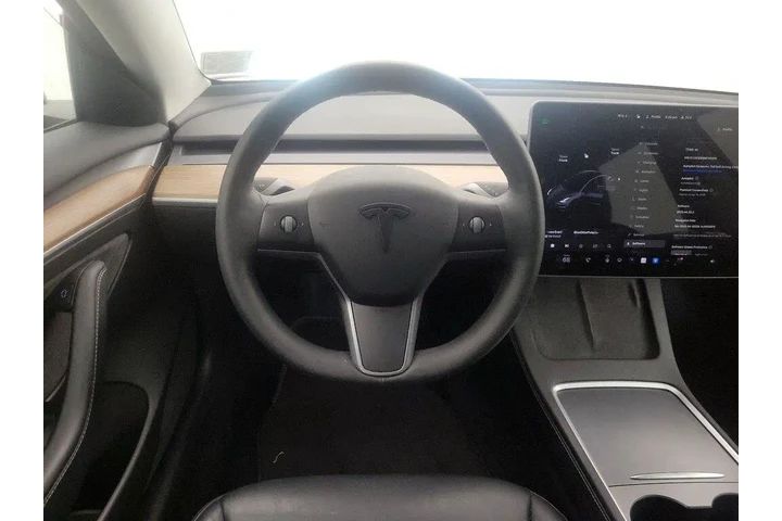 $31998 : Tesla Model 3 2022 AWD Long image 10
