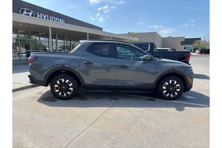 $31998 : Hyundai SANTA CRUZ 2026 SEL image 7