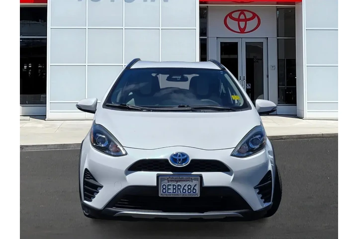 $18588 : Toyota Prius c 2018 One 4dr image 1