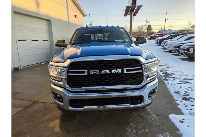 $38290 : Ram 2500 2022 4x4 Lone Star image 2