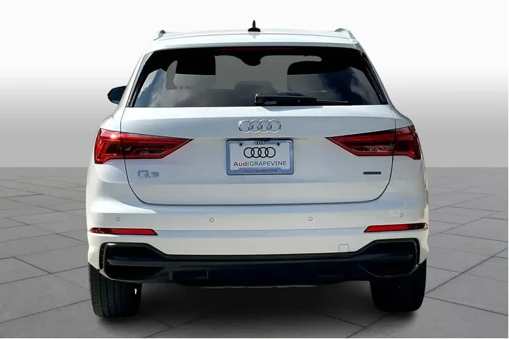 $20349 : Audi Q3 2022 AWD quattro S l image 4