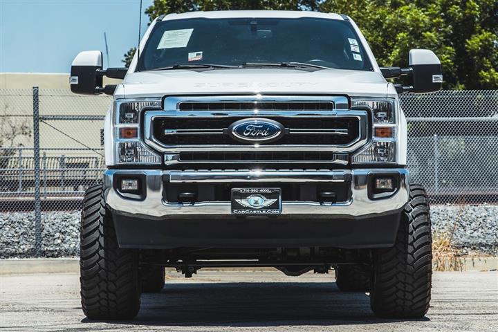 2022 Super Duty F-250 SRW LAR image 7