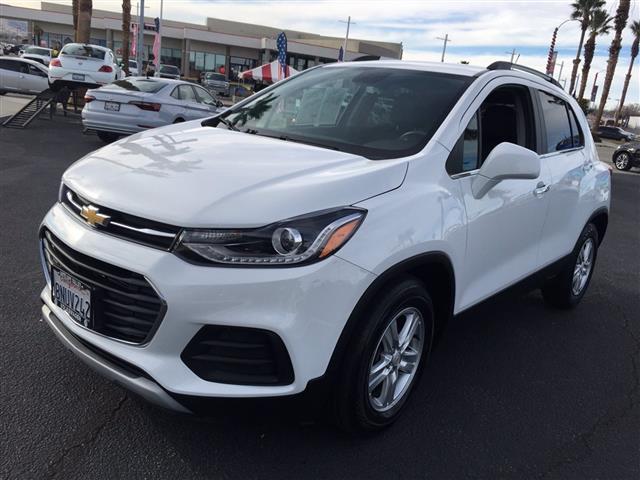 $23587 : 2020 Chevrolet Trax FWD image 3