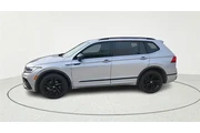 $26501 : Volkswagen Tiguan 2024 SE R- thumbnail