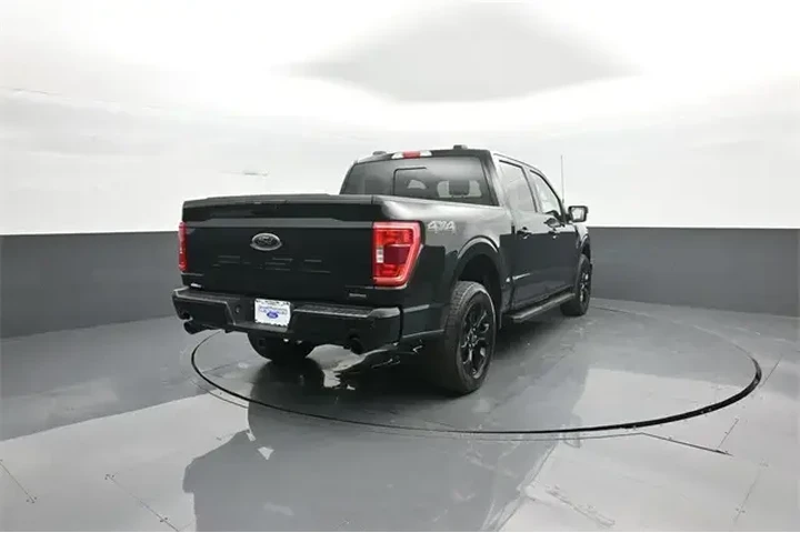 $39834 : Ford F-150 2023 4x4 XLT 4dr image 7